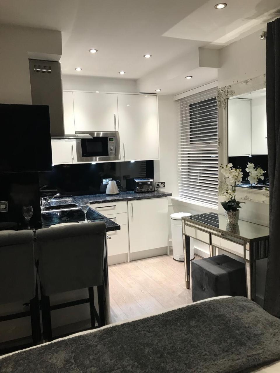Heart Of Bowness Apartment Exterior foto